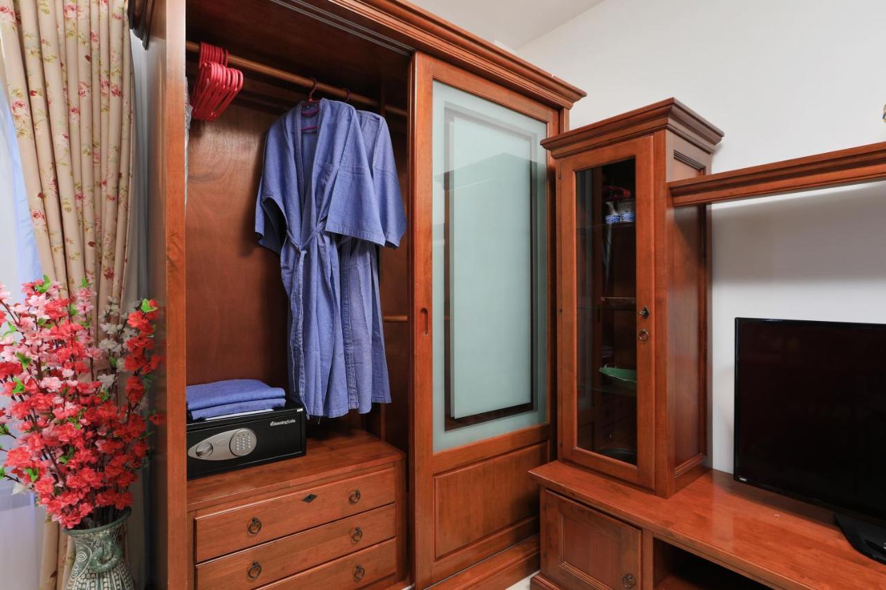 Palm Oasis Διαμέρισμα Nai Harn Εξωτερικό φωτογραφία