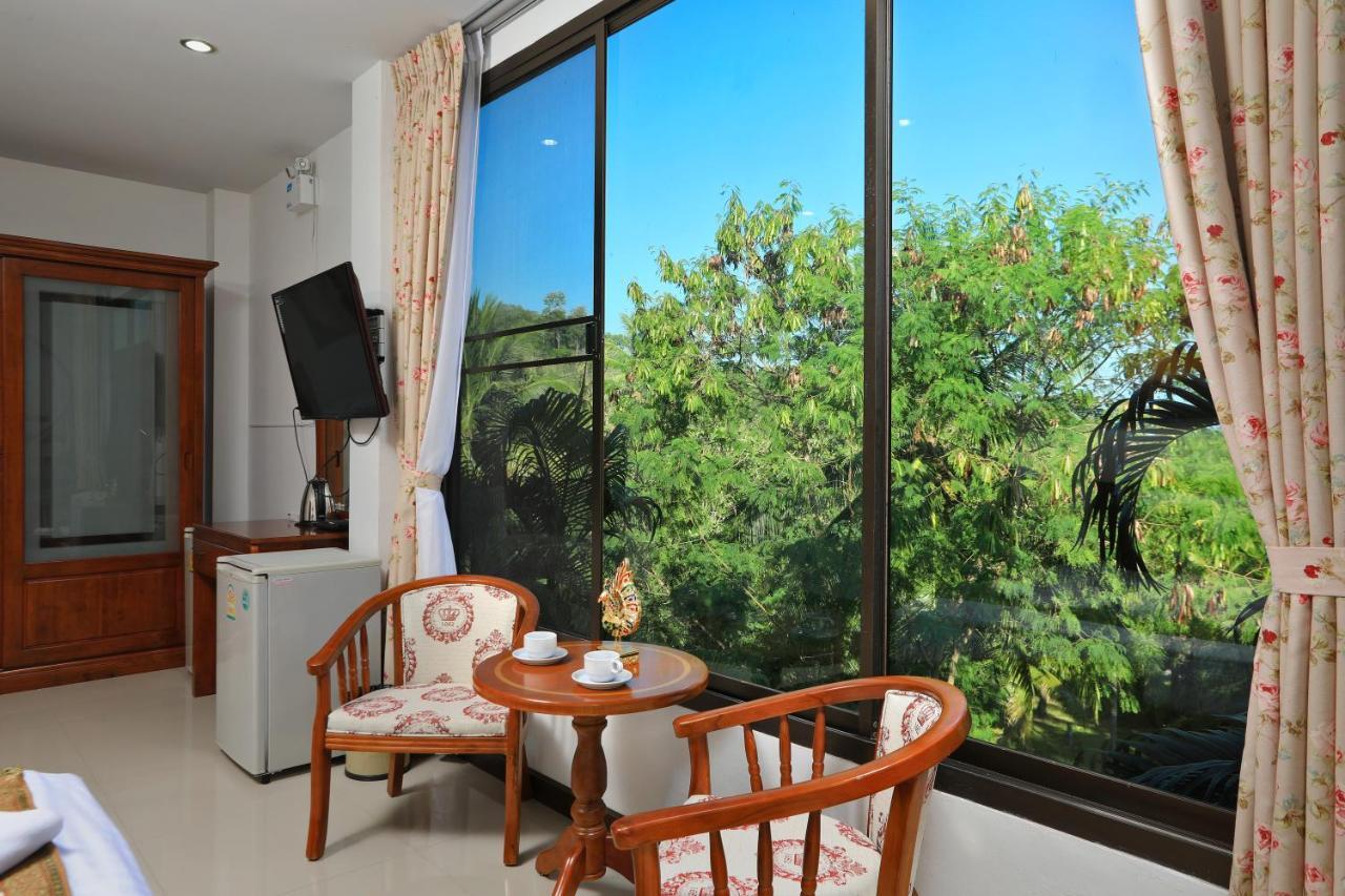 Palm Oasis Διαμέρισμα Nai Harn Εξωτερικό φωτογραφία