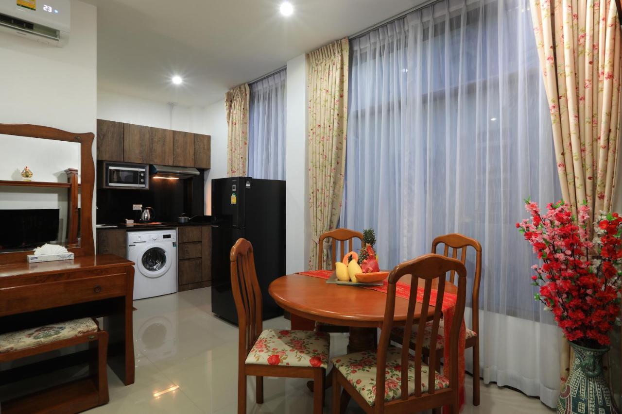 Palm Oasis Διαμέρισμα Nai Harn Εξωτερικό φωτογραφία