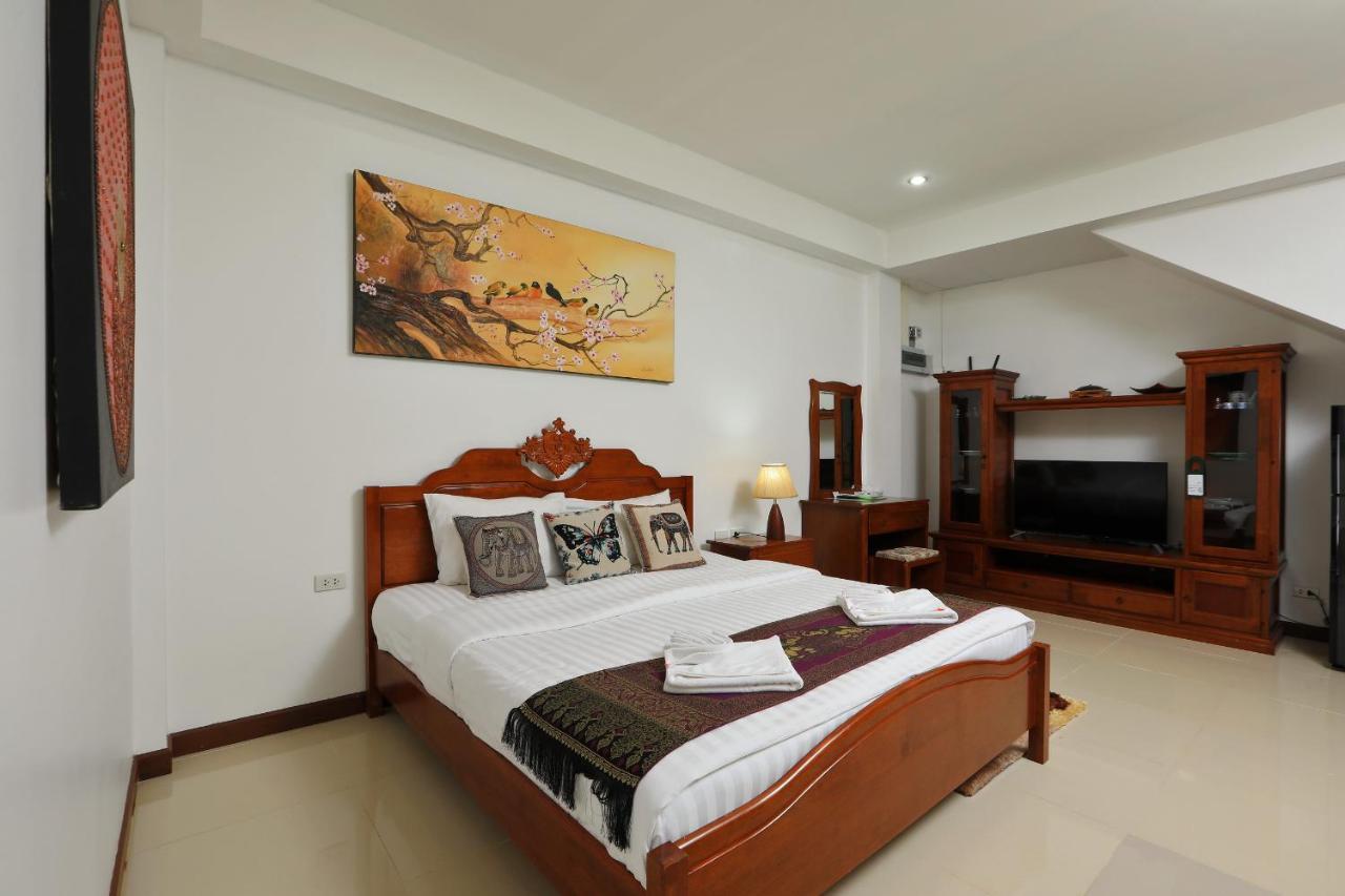 Palm Oasis Διαμέρισμα Nai Harn Εξωτερικό φωτογραφία