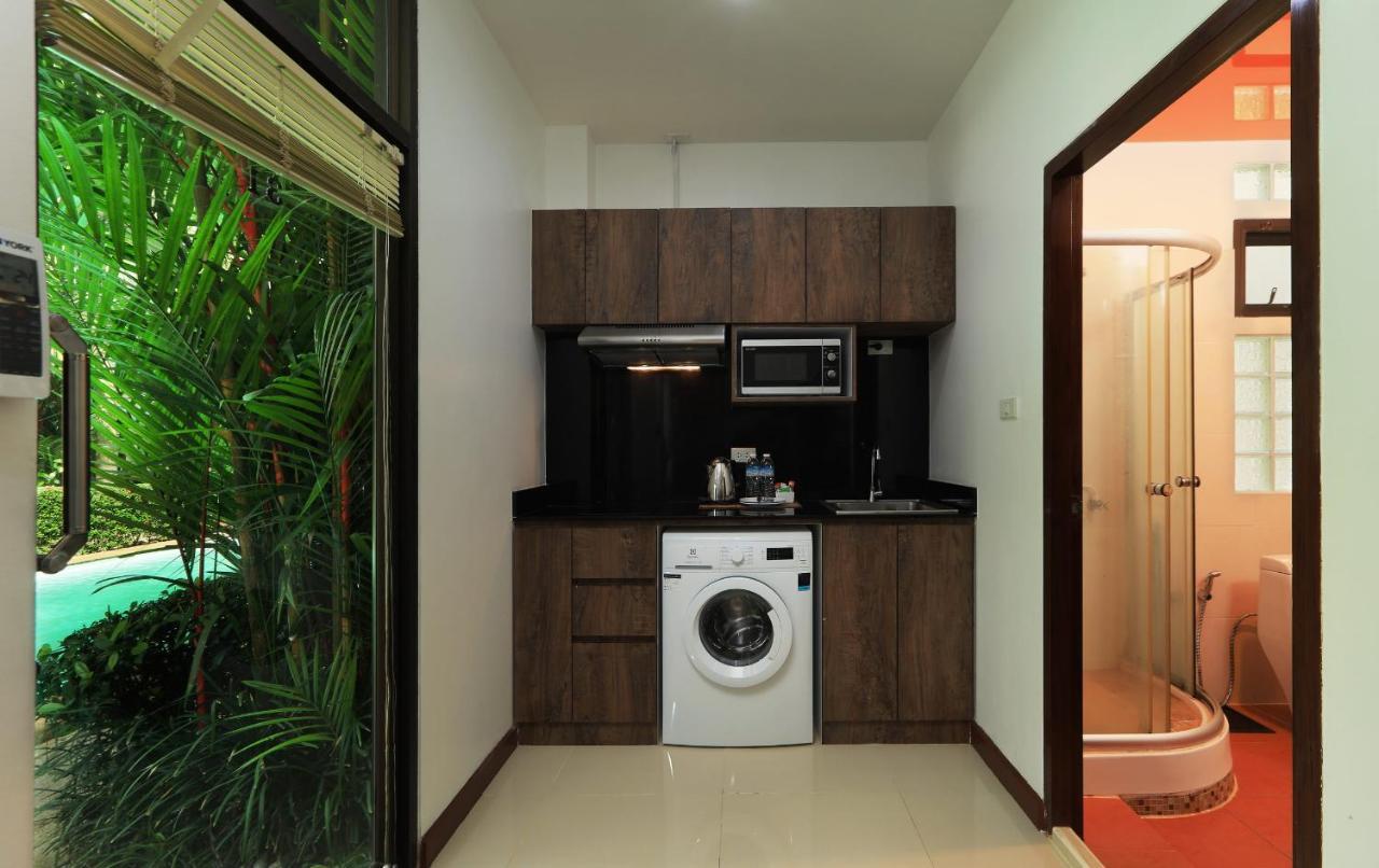 Palm Oasis Διαμέρισμα Nai Harn Εξωτερικό φωτογραφία