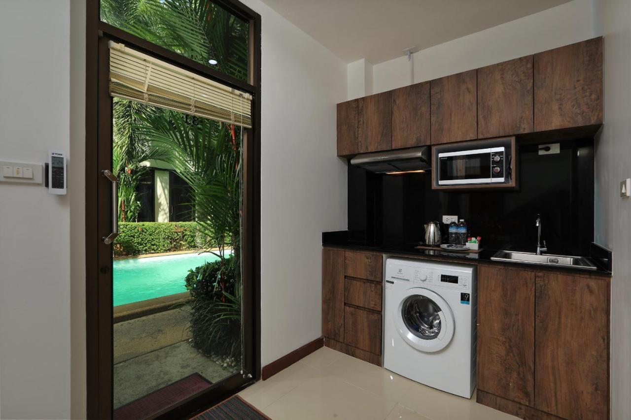 Palm Oasis Διαμέρισμα Nai Harn Εξωτερικό φωτογραφία